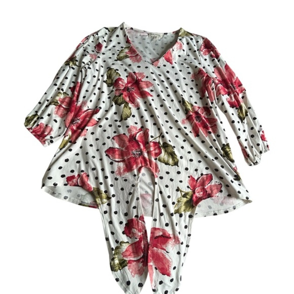Floral Polka Dot V-Neck Blouse